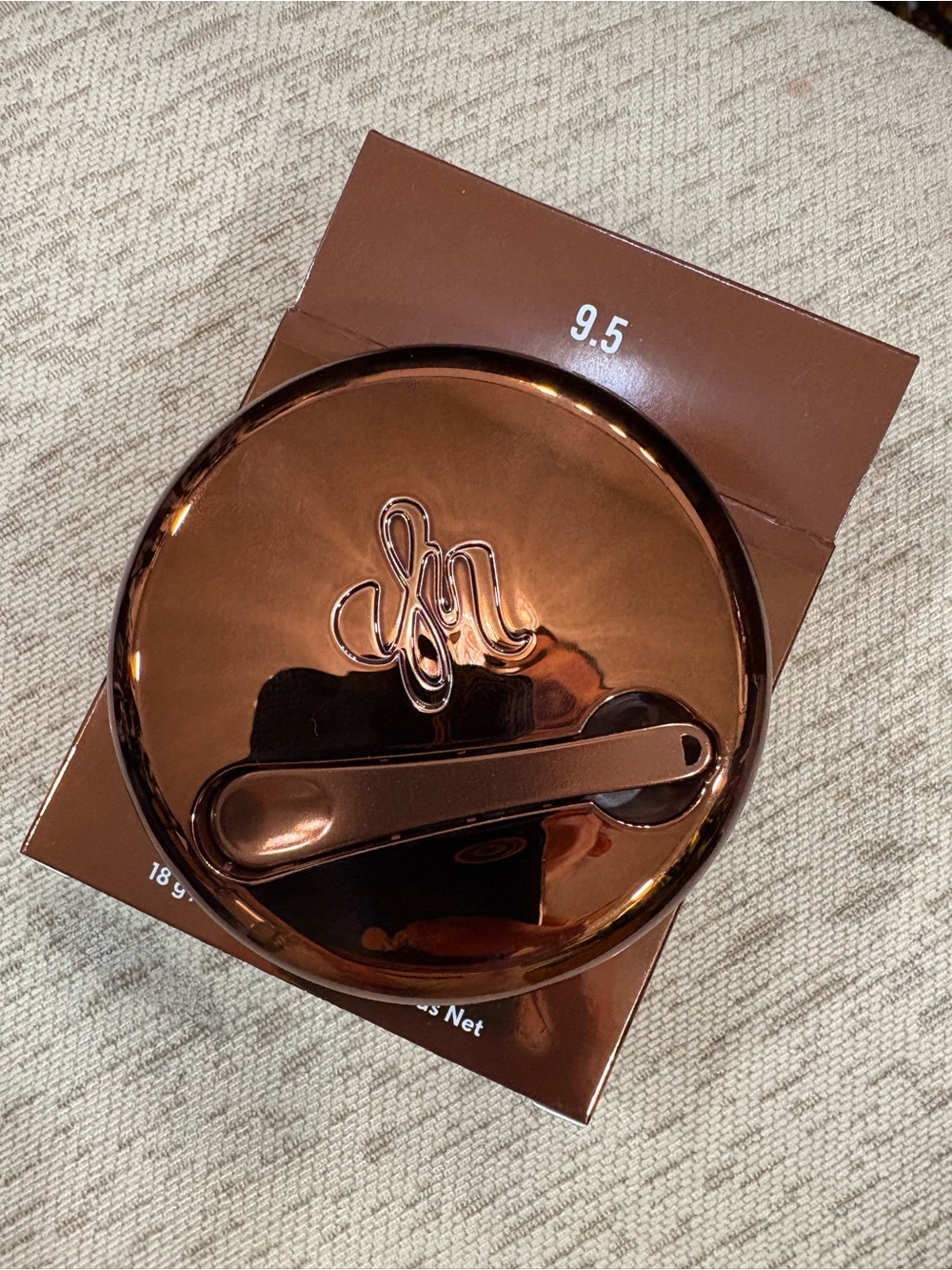 Danessa Myricks Beauty Yummy Skin Blurring Balm Powder - 9.5 shade - Picture 5 of 5